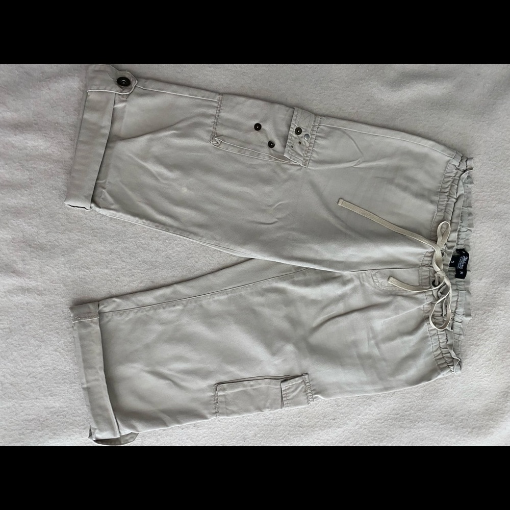 Beige capris
